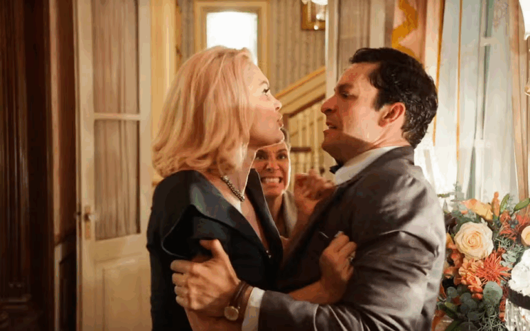 Sandra reaparece viva para Celso em Êta Mundo Melhor!