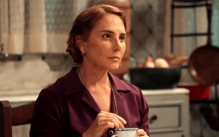 Zulma aceita ajudar Sandra por interesse em Êta Mundo Melhor!