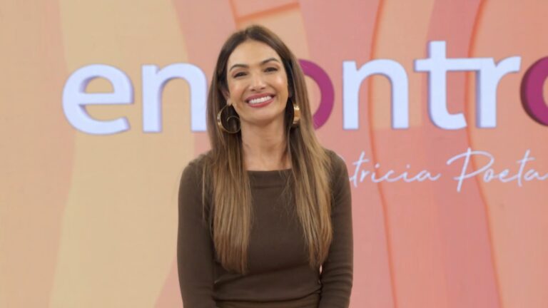 Foto de Patrícia Poeta no estúdio do programa Encontro