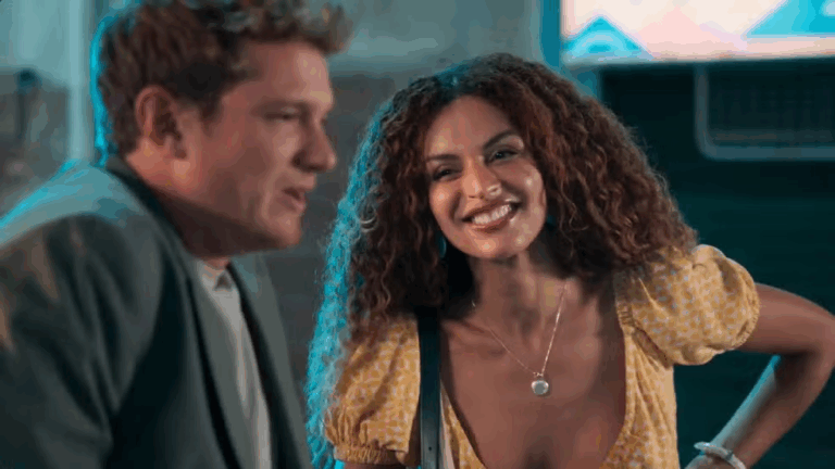 A pedido de Ferette, Leonardo se encontra com Viviane em Três Graças