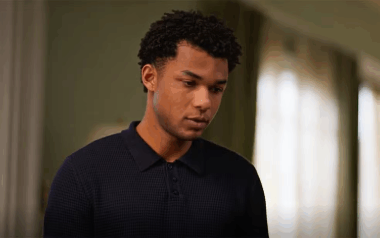 Samuel contrata uma nova babá para cuidar de Sofia em Dona de Mim