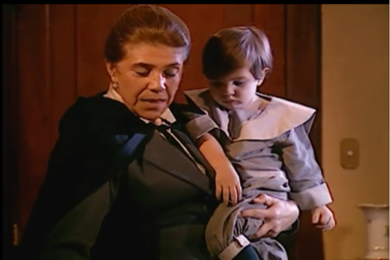 Mariana pede demissão e sai enxotada da mansão em Terra Nostra