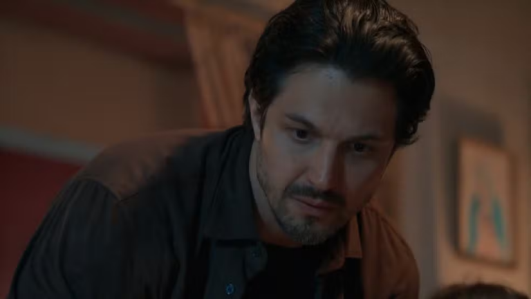 Paulinho é induzido a esquecer a investigação da estátua roubada em Três Graças