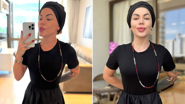 Ravena Hanniely em montagem tirando selfie e olhando para frente usando camiseta preta e turbante com colar de contas longo no pescoço