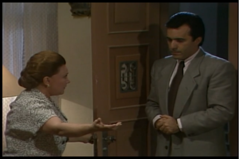 Edu se arrepende da grosseria do restaurante e vai atrás de Maria do Carmo em Rainha da Sucata