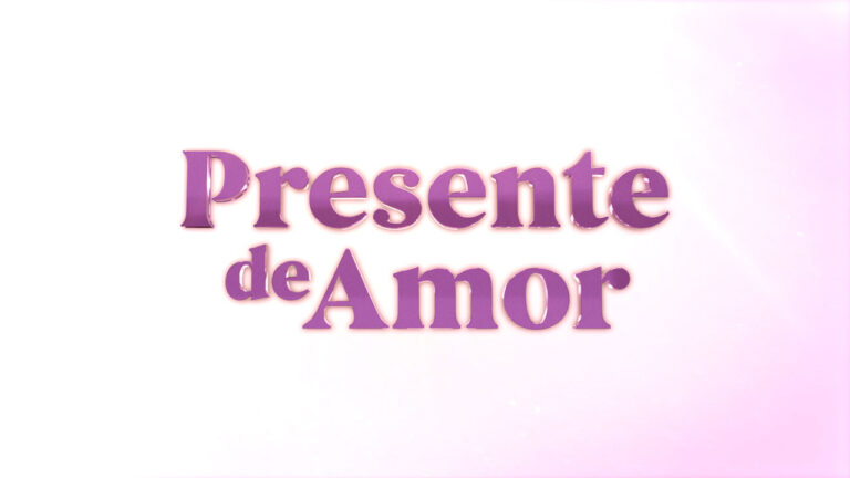Logotipo da novela mexicana Presente de Amor exibido centralizado com letras roxas brilhantes sobre um fundo branco e rosado