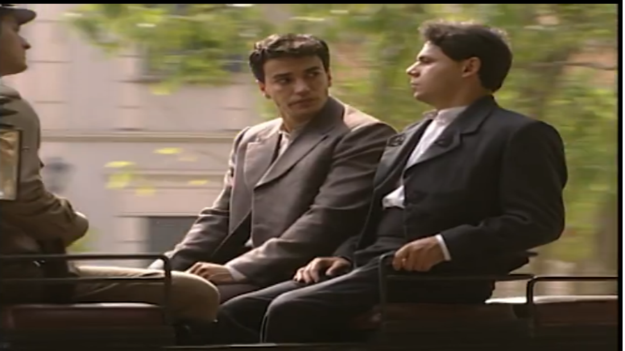 Amadeo é chamado na delegacia para depor e Toninho o acompanha em Terra Nostra