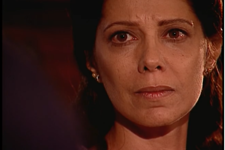 Janete cansa de se esconder de Marco Antônio em Terra Nostra