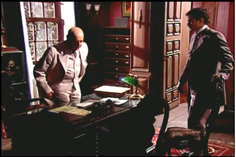 Marco Antônio conta a Francesco sobre o amante de sua mãe em Terra Nostra