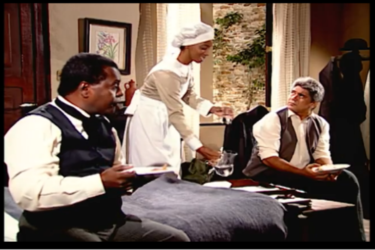 Naná começa a trabalhar na casa de Francesco e Paola em Terra Nostra