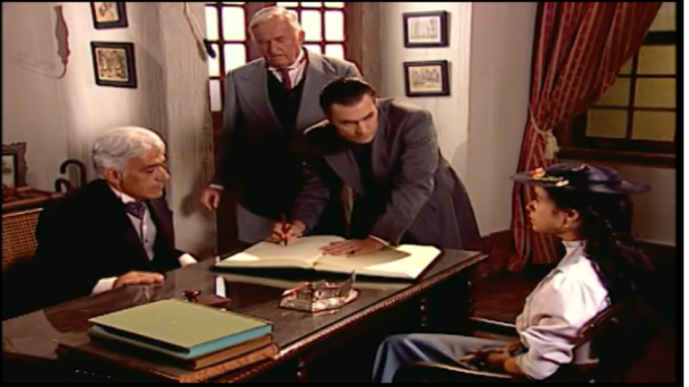 Mesmo contra a vontade de Angélica, Augusto vende as terras de seu pai em Terra Nostra