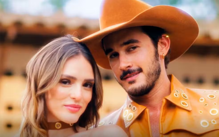 Naiane conta a vida de Diana para João Raul em Coração Acelerado