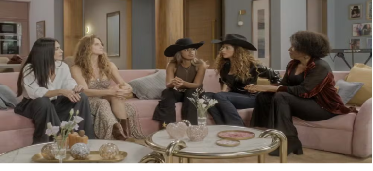 Alana faz questão de conhecer Agrado e Eduarda em Coração Acelerado