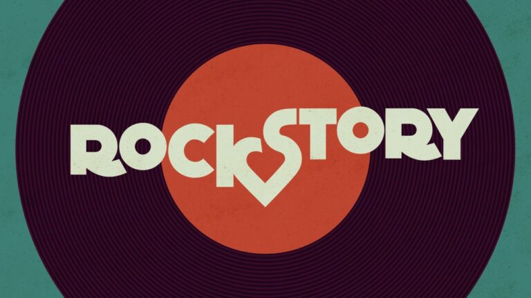 Logotipo da novela Rock Story sobre disco de vinil roxo com fundo azul esverdeado