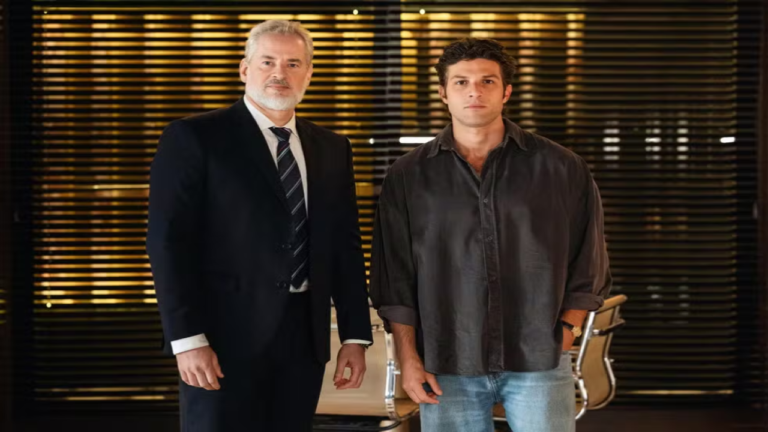 Ademir é contratado para condenar Adriana a qualquer custo em Quem Ama Cuida