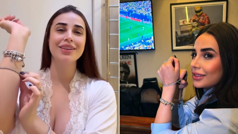 Bruna Pinheiro usa pulseiras e sorri em montagem com close do acessório e retrato em ambiente interno com TV ao fundo