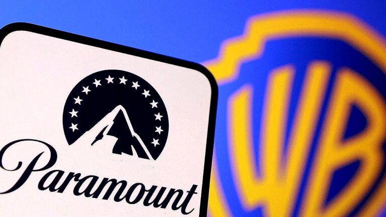 Logotipos da Paramount e Warner Bros. exibidos em tela, representando estúdios de cinema e streaming