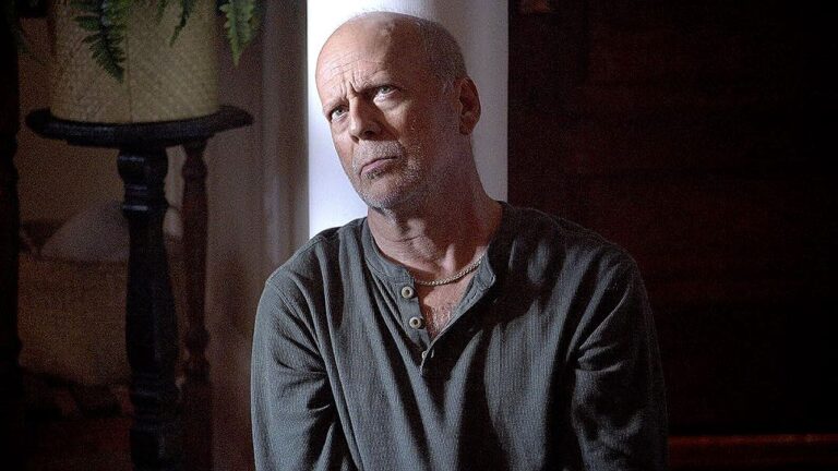 Chad Michael Murray, Bruce Willis, Shea Buckner, Tyler Jon Olson, Lydia Hull, Jessica Abrams