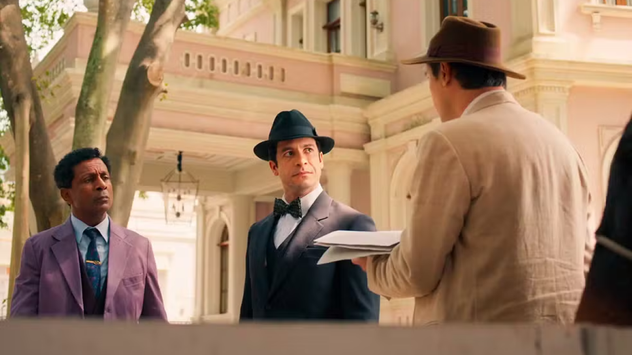 Celso tenta passar a perna em Candinho em Êta Mundo Melhor!