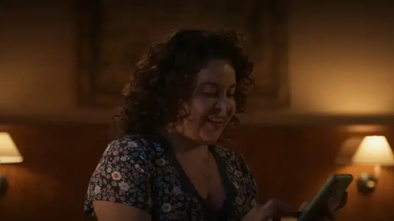 Cira recebe foto comprometedora de Candoca com o investidor em Mar do Sertão