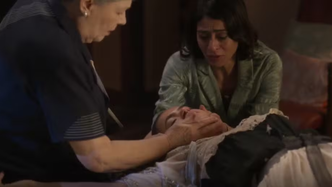 Clarice e Arlete contam toda a verdade sobre Valéria para Bia em Garota do Momento