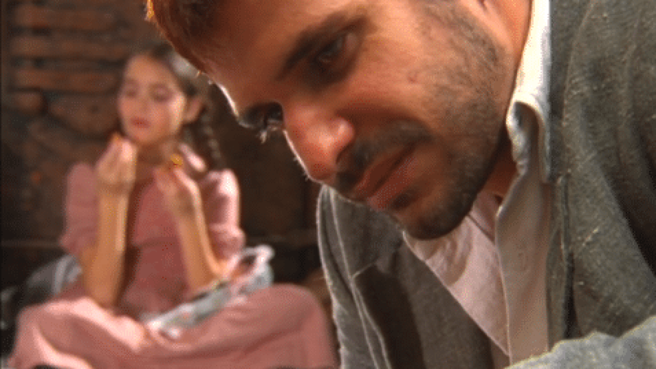 Guto sequestra Ritinha para que Elias e Adelaide não contem para Serena que ela é a reencarnação de Luna em Alma Gêmea