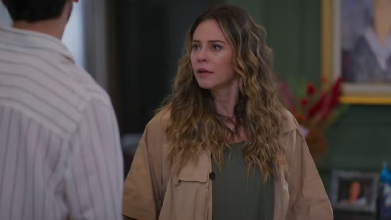 Heleninha se apresenta à polícia e assume ter matado a mãe em Vale Tudo