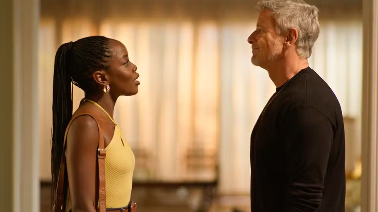 Leo é humilhada por Jaques em Dona de Mim