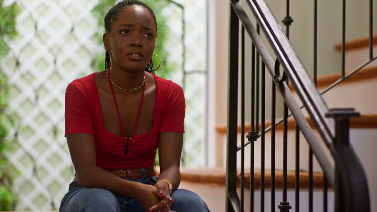 Leo se desespera ao pensar no futuro de Sofia em Dona de Mim