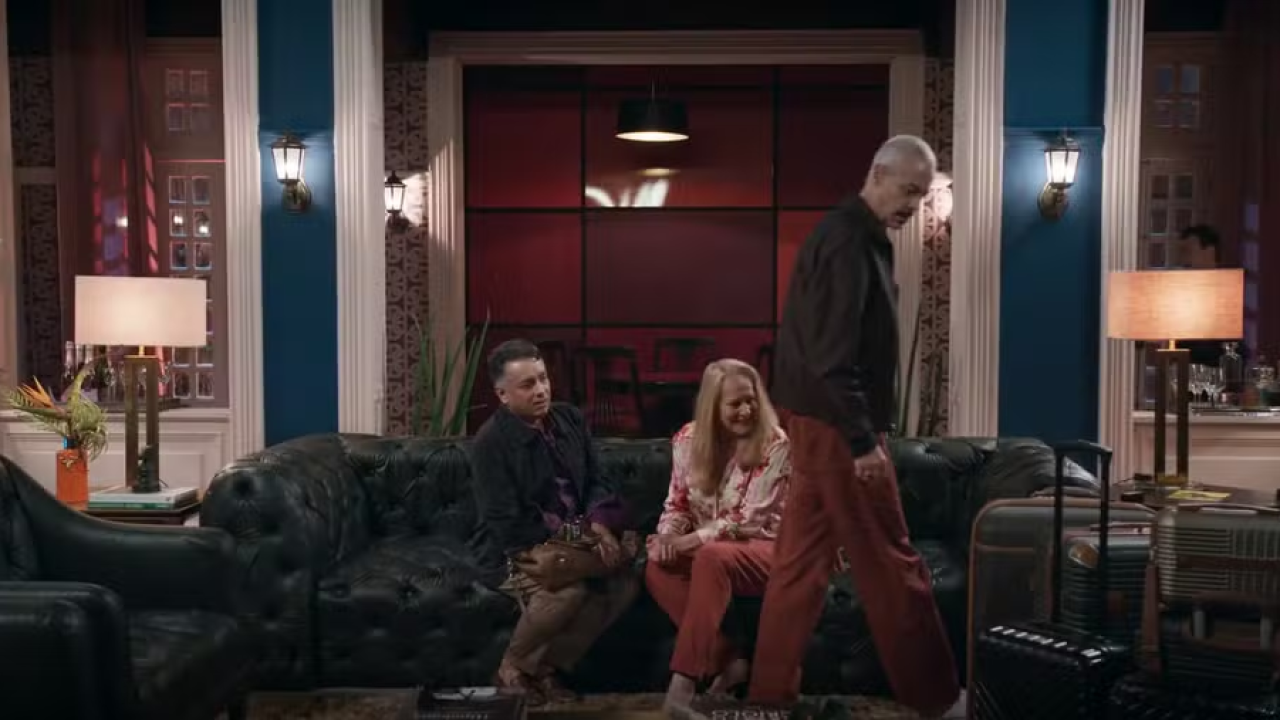 Marco tenta dar golpe em Gerson e é expulso pelo contraventor junto com a mãe e Gigi em Volta por Cima