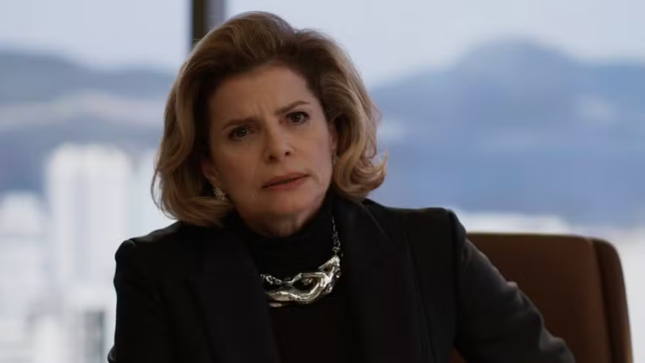 Odete confronta Marco Aurélio sobre suas falcatruas em Vale Tudo