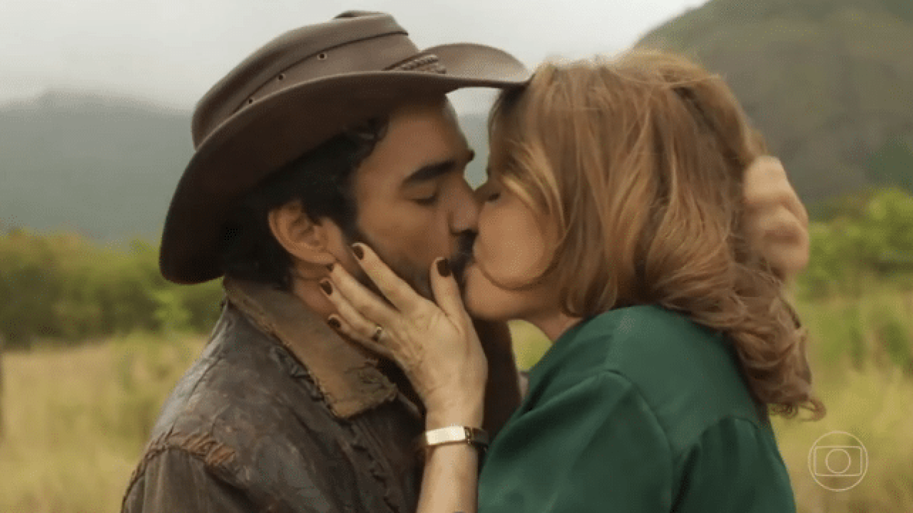 Pajeú aceita matar Zé Paulino e pede Deodora em casamento em Mar do Sertão