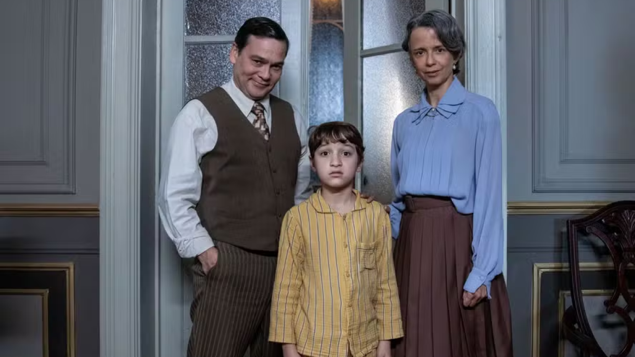 Por causa de golpe de Celso, Samir ganha novos pais em Êta Mundo Melhor!