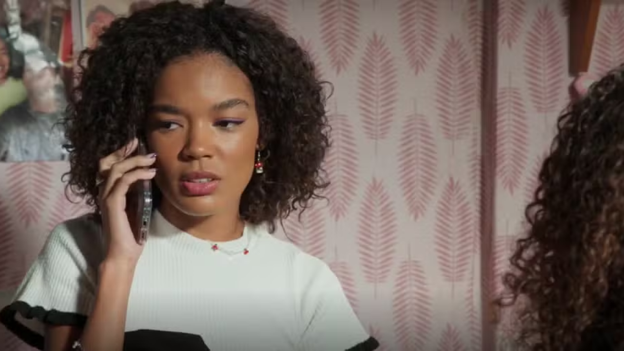 Por causa dos ensaios de Jin, Tati fica sem notícias do rapaz em Volta por Cima