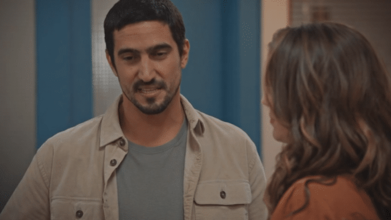 Sem coragem de contar a Vênus que está doente, Tom irá avisar a garota que não quer mais se casar em Família é Tudo