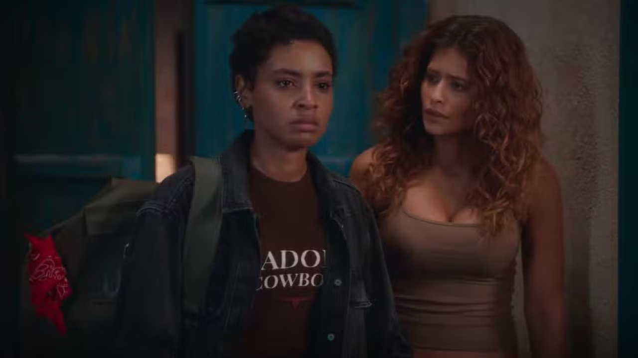 Agrado e Eduarda são enganadas por golpista em Coração Acelerado