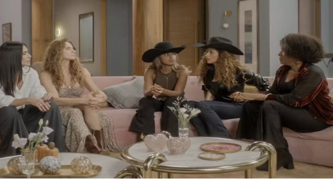 Alana faz questão de conhecer Agrado e Eduarda em Coração Acelerado