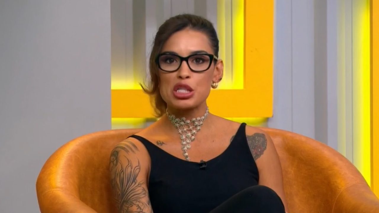 Foto de Alline Calandrini