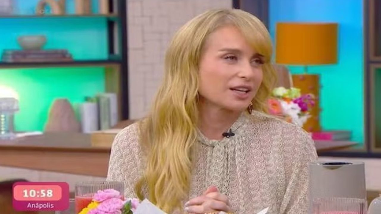 Angélica fala durante entrevista no Mais Você da TV Globo