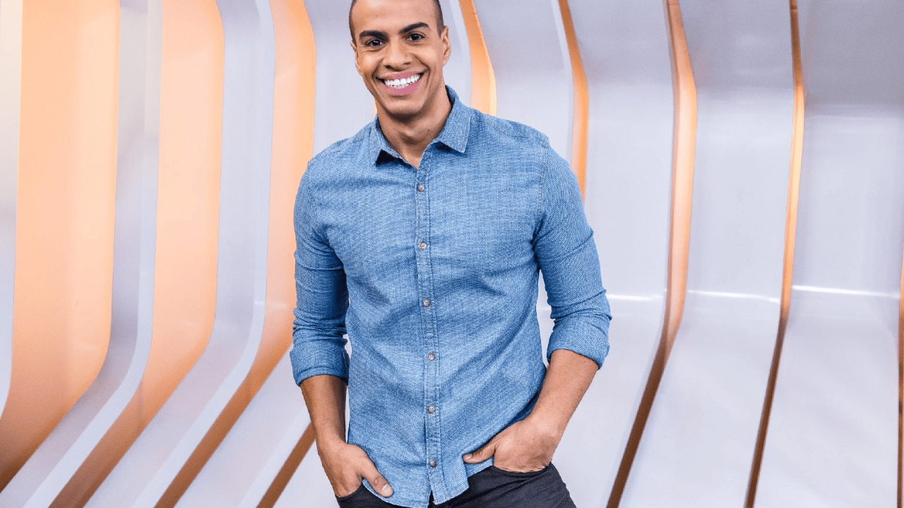 Foto do jornalista Thiago Oliveira, da TV Globo