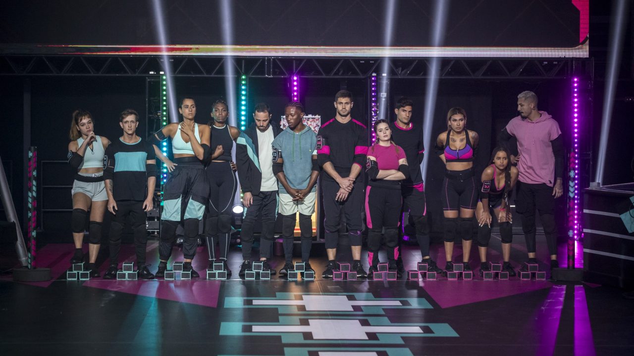 Imagem com foto dos participantes do Zig Zag Arena dos times Brothers e Voicers