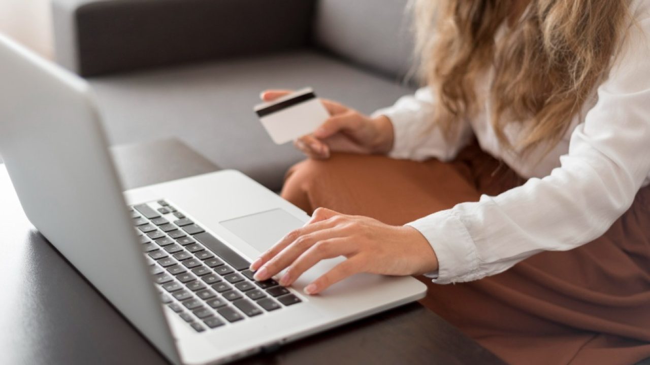 Foto de artigo sobre a Black Friday