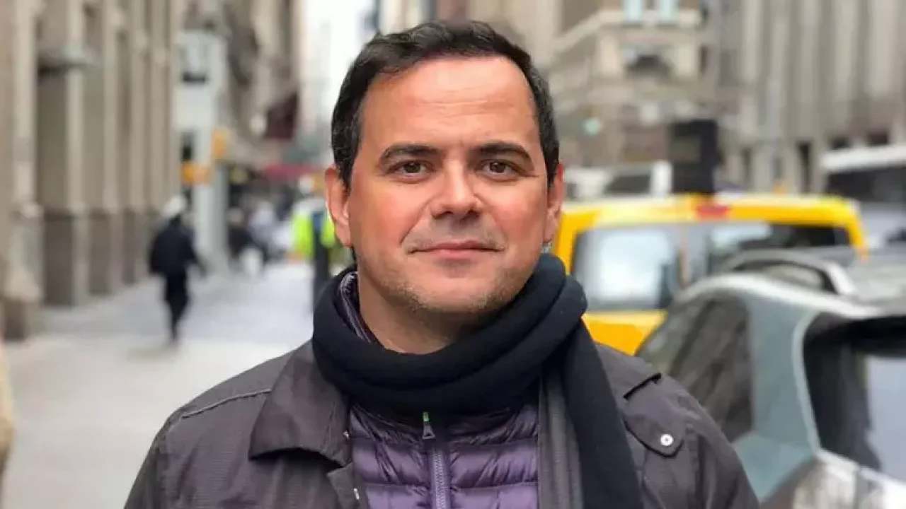 Márvio Lúcio dos Santos, mais conhecido como Carioca