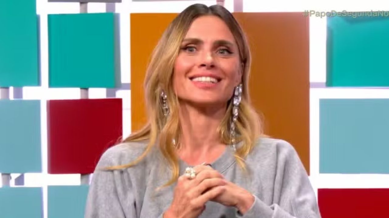 Foto de Carolina Dieckmann no Papo de Segunda, do GNT