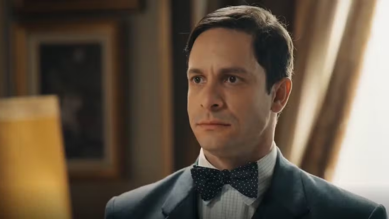 Celso descobre que Sandra comprou a sua casa em Êta Mundo Melhor!