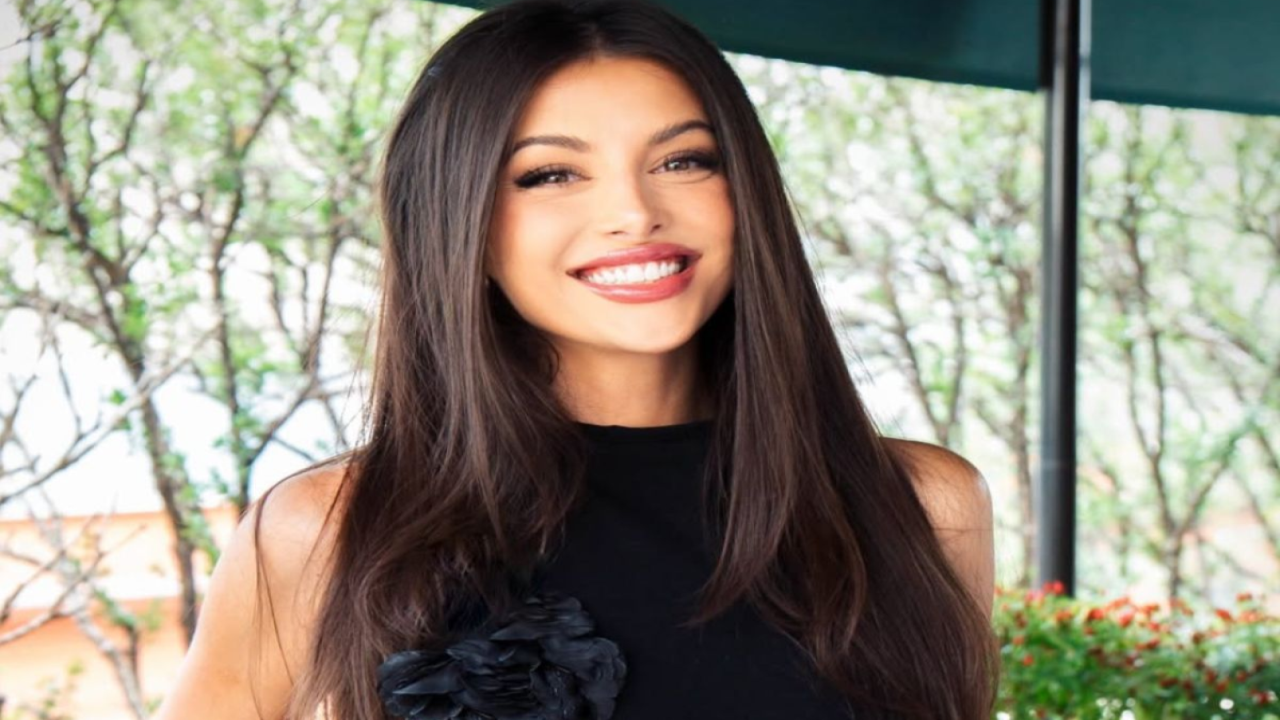 Eugênia tem seu vestido roubado e rasgado por Virgínia e Graça em A Nobreza do Amor