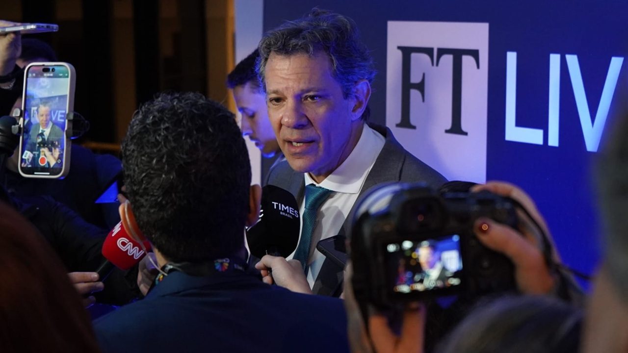 Foto de Fernando Haddad em evento promovido pelo Times Brasil | CNBC