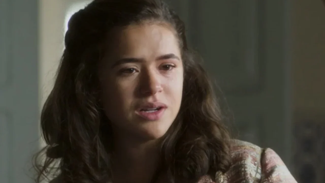 Maisa como Bia em Garota do Momento