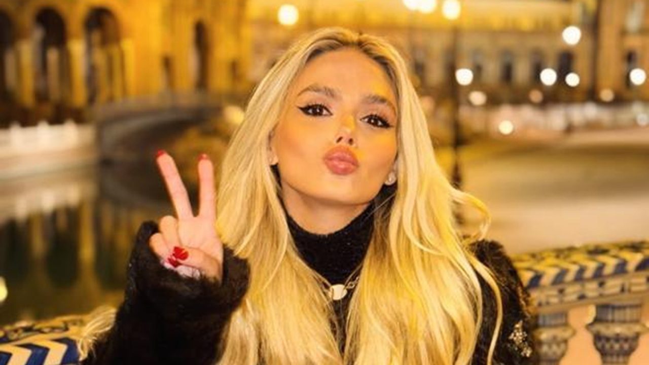 Foto da atriz Giovanna Vilarinho