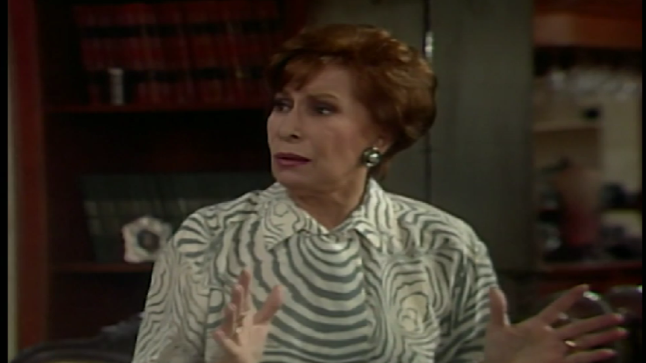 Isabelle acusa Laurinha de tentar matar o seu irmão em Rainha da Sucata(Foto: Reprodução/Globo)